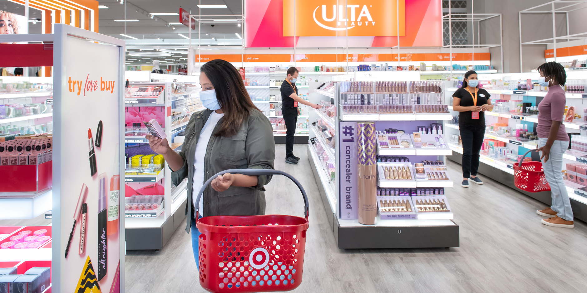 Retail Cosmetic Stores Industry Looks To Expand Its Size